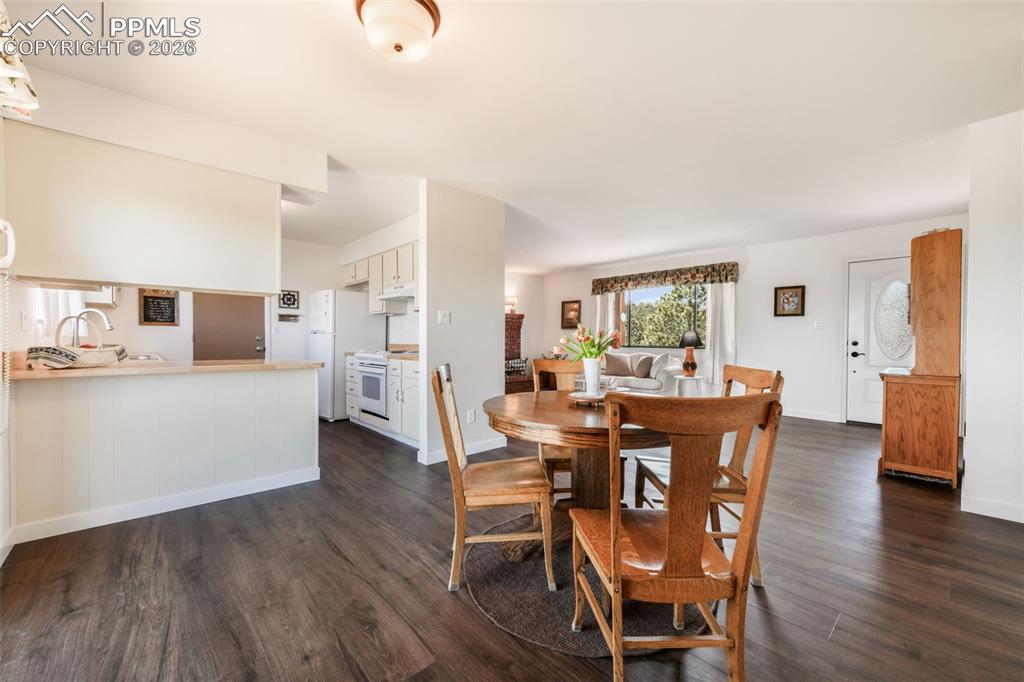 Image 12 of 50: No Description Available