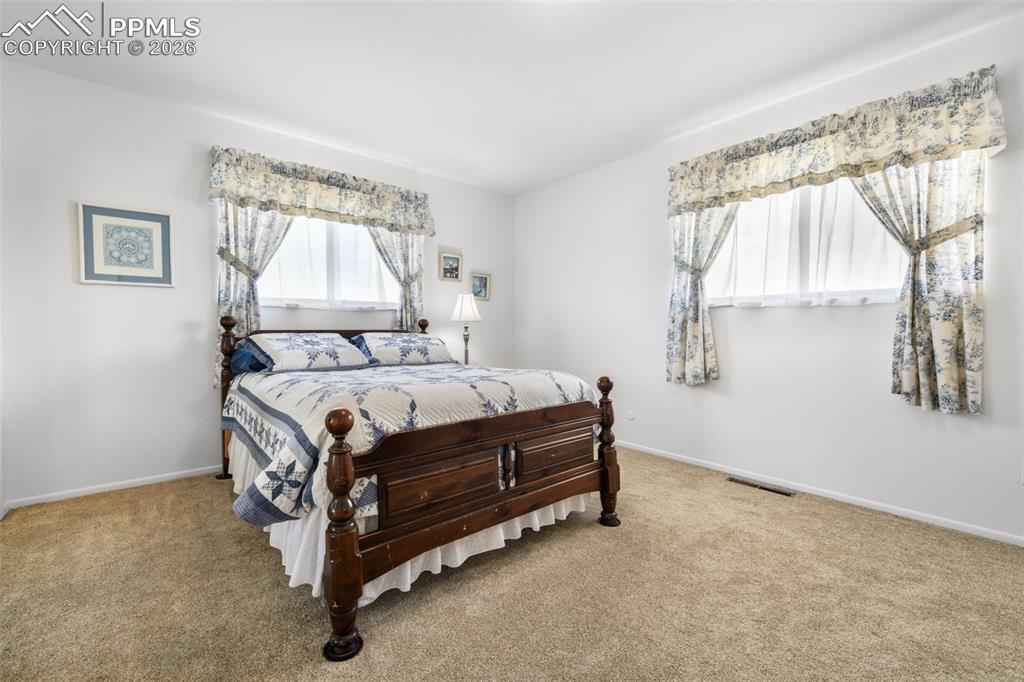 Image 15 of 50: No Description Available