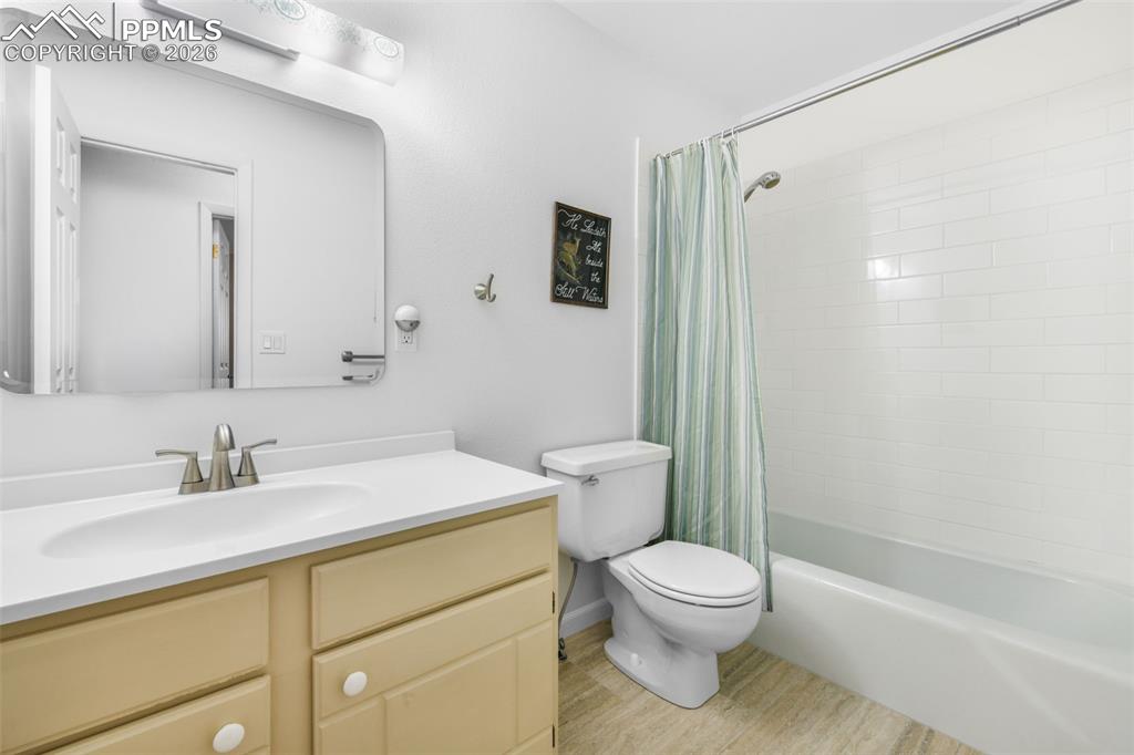 Image 21 of 50: No Description Available