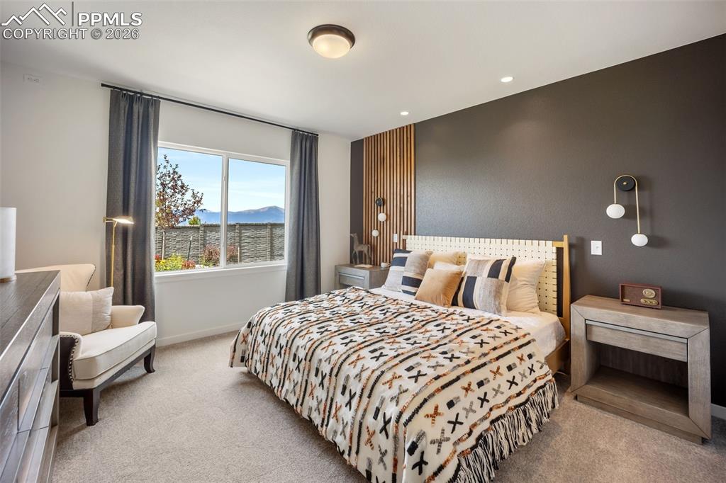 Image 13 of 35: Bedroom