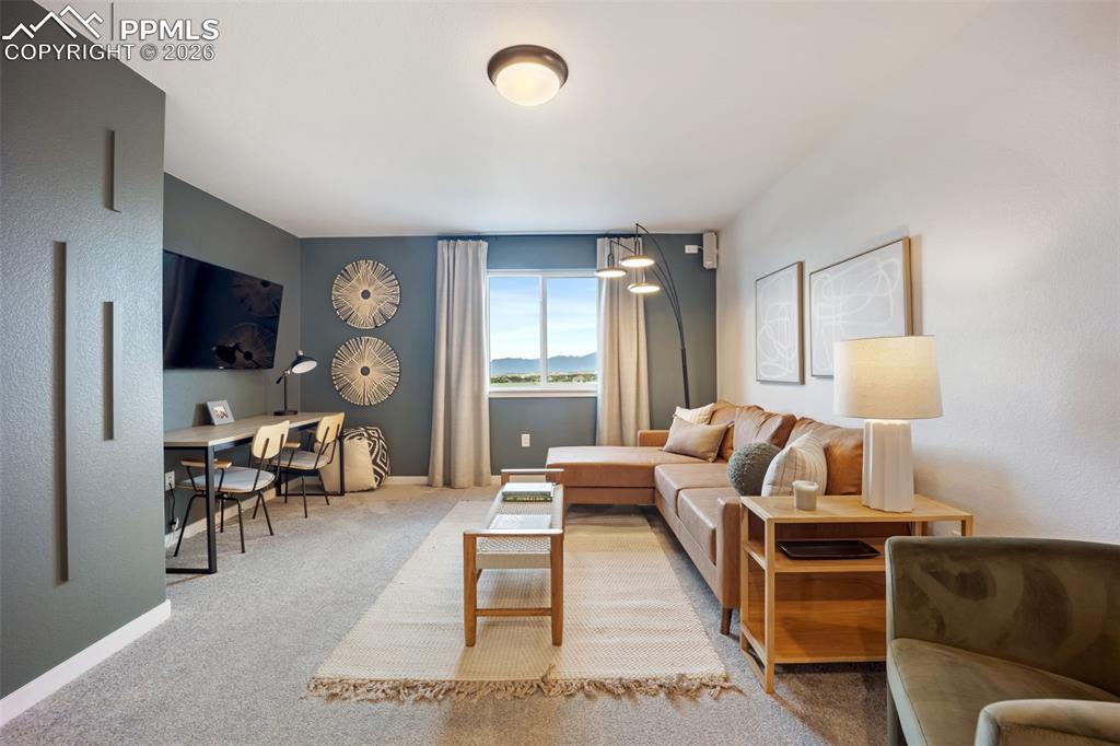 Image 16 of 35: Living Room