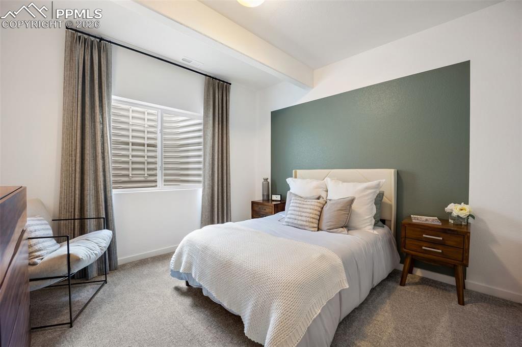 Image 26 of 35: Bedroom