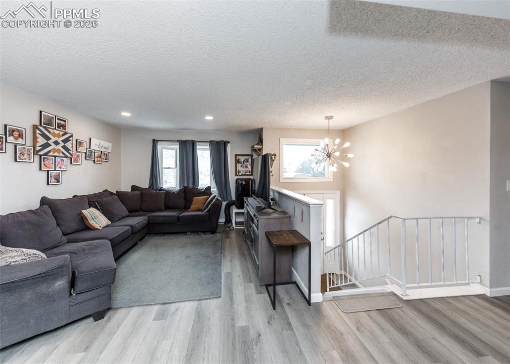 Image 3 of 18: Living Room