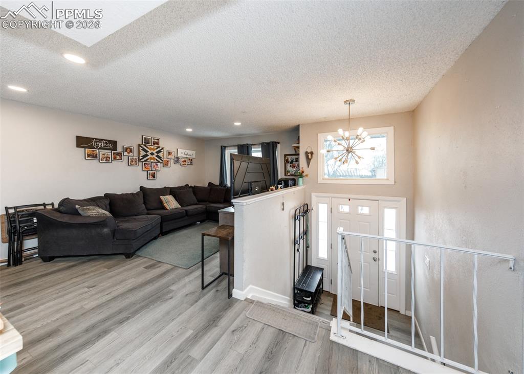 Image 4 of 18: Living Room