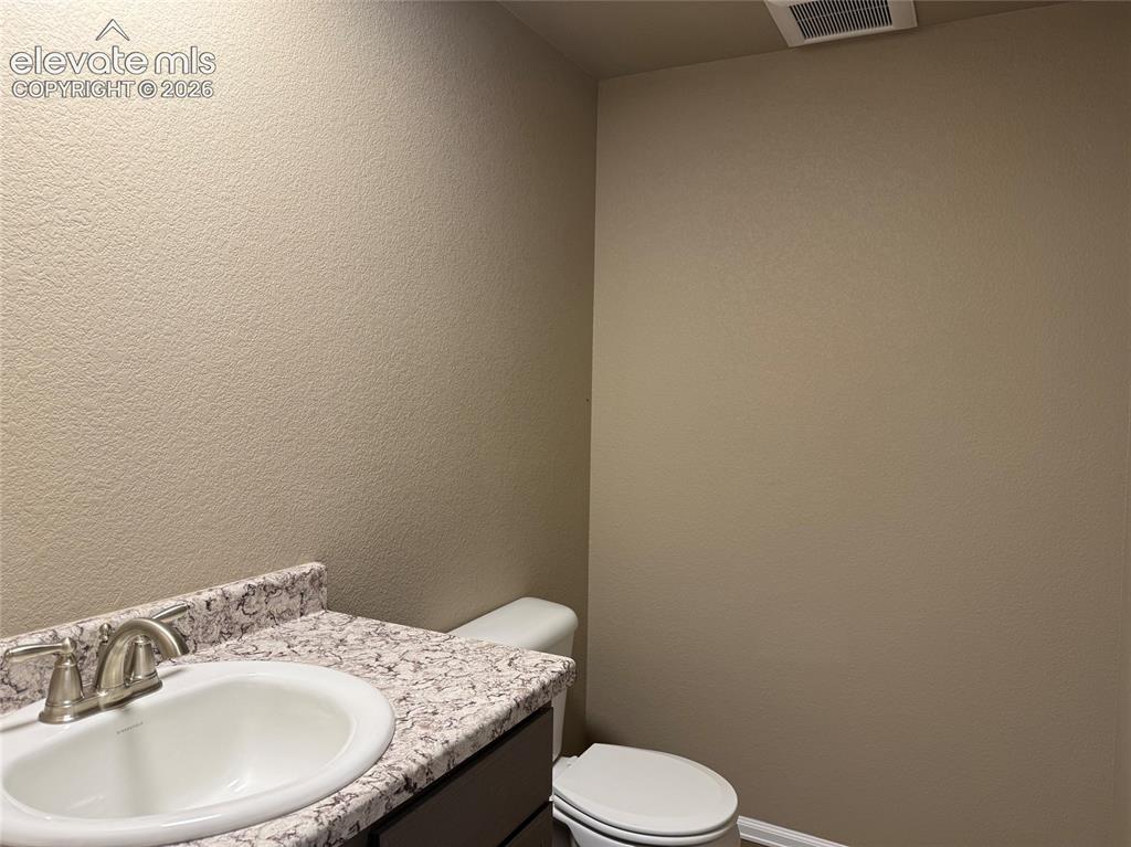Image 11 of 24: Bathroom