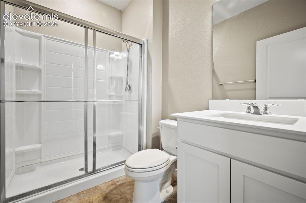Image 13 of 32: Main Level Bath