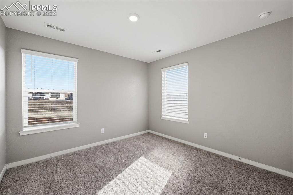 Image 20 of 29: Bedroom 3 Upper Level