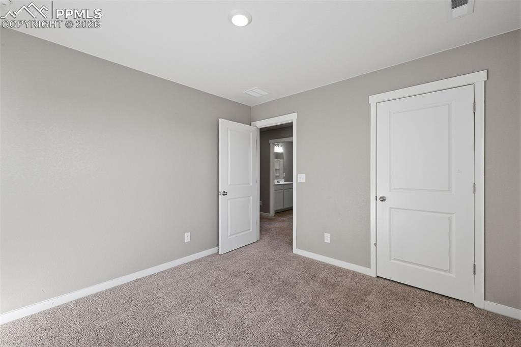 Image 22 of 29: Bedroom 4 Upper Level