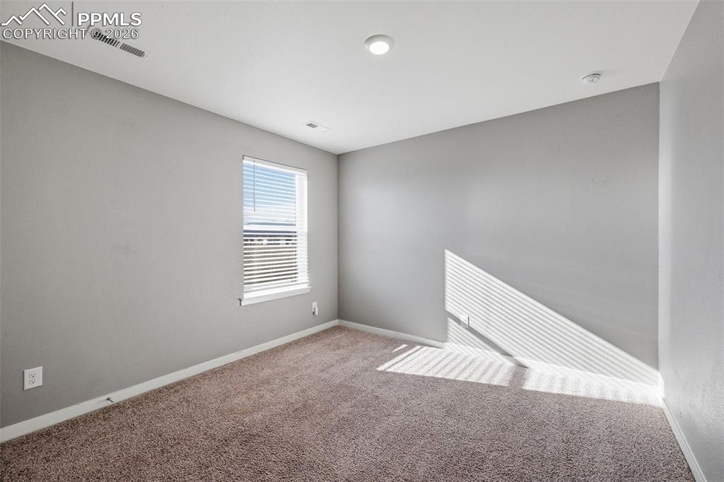 Image 23 of 29: Bedroom 4 Upper Level