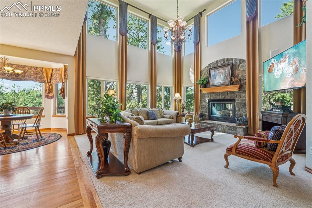 Image 11 of 39: Sun Room