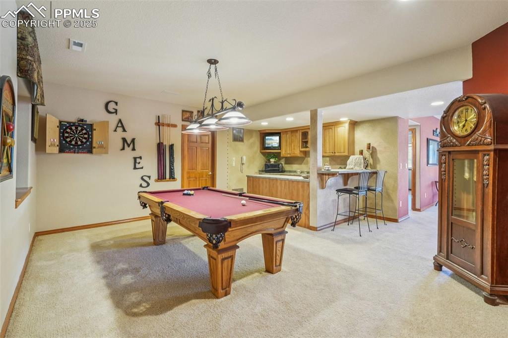 Image 22 of 39: Bathroom