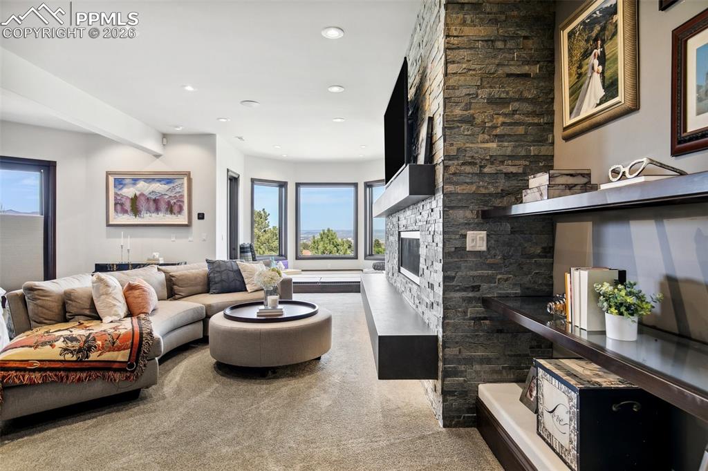 Image 17 of 50: Master Bedroom