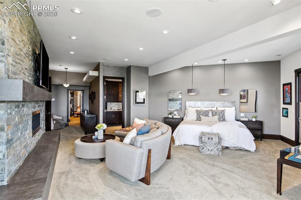 Image 19 of 50: Master Bedroom