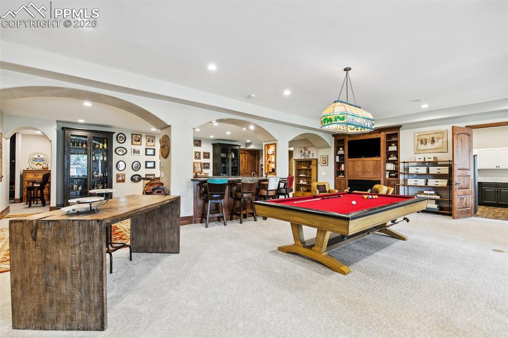 Image 32 of 50: Game Room