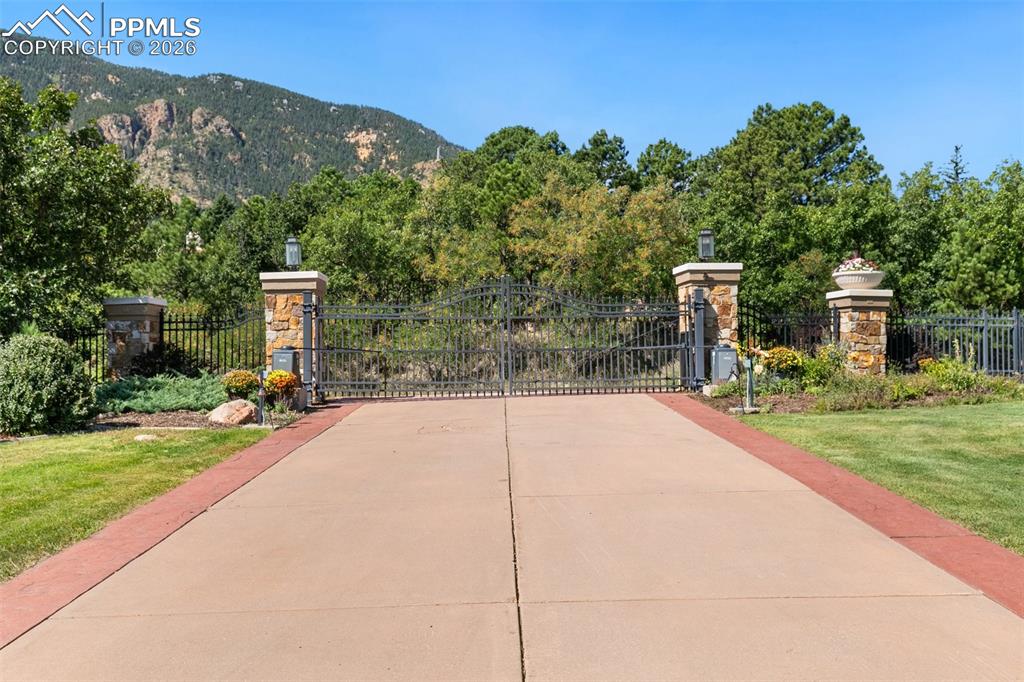 Image 41 of 50: Front Secuirty Gate