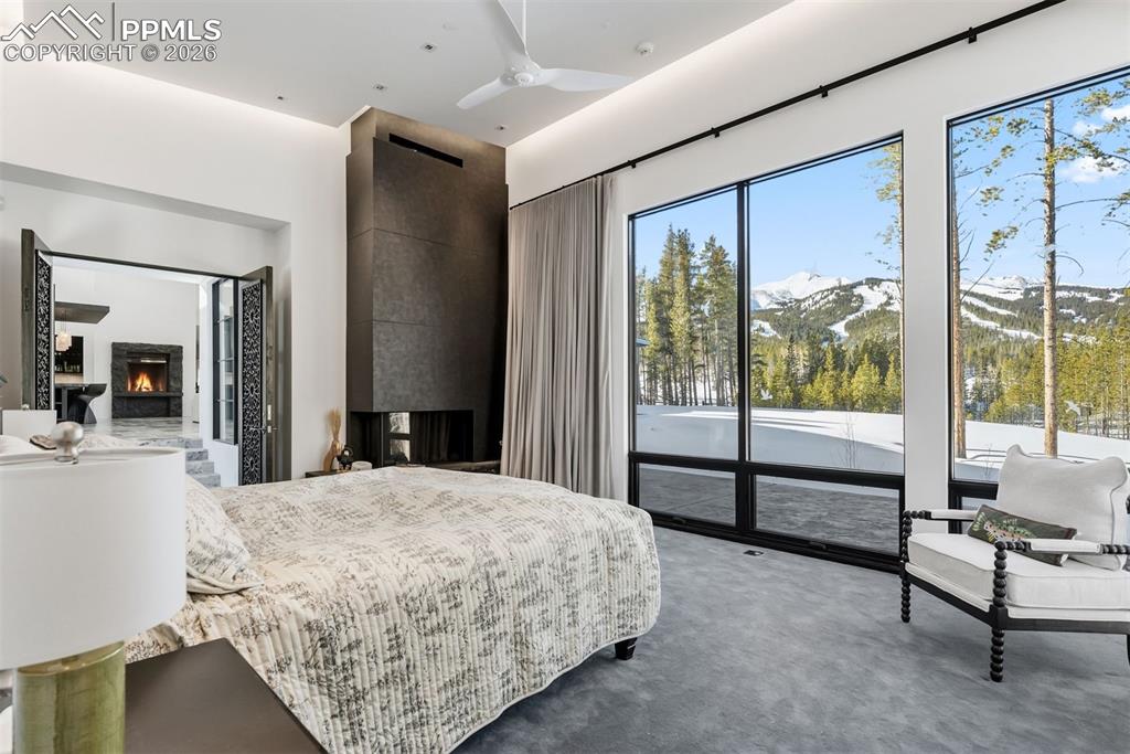 Image 47 of 50: Bedroom