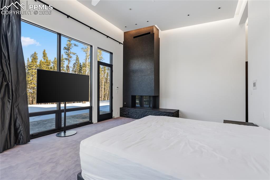 Image 50 of 50: Bedroom