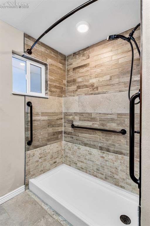 Image 16 of 50: No Description Available