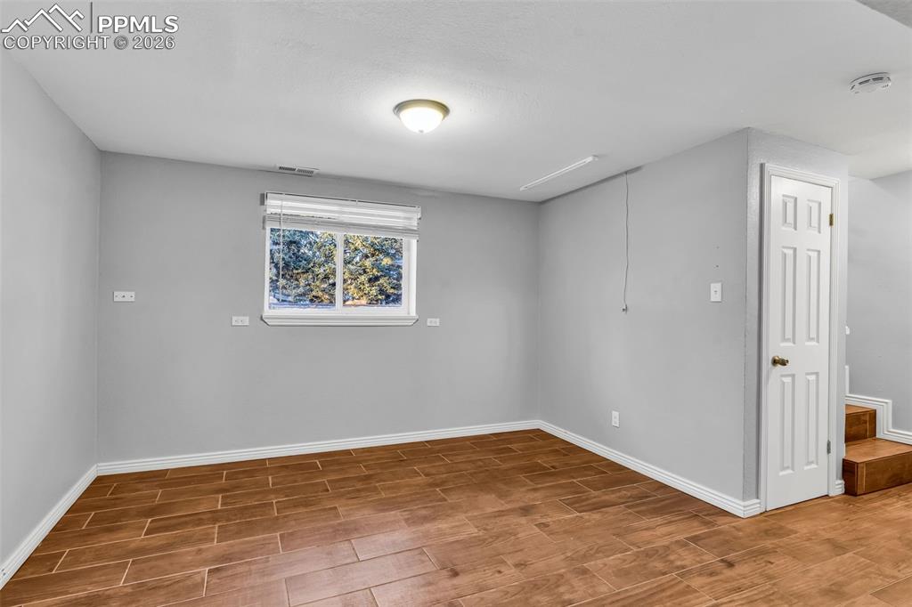 Image 28 of 50: No Description Available