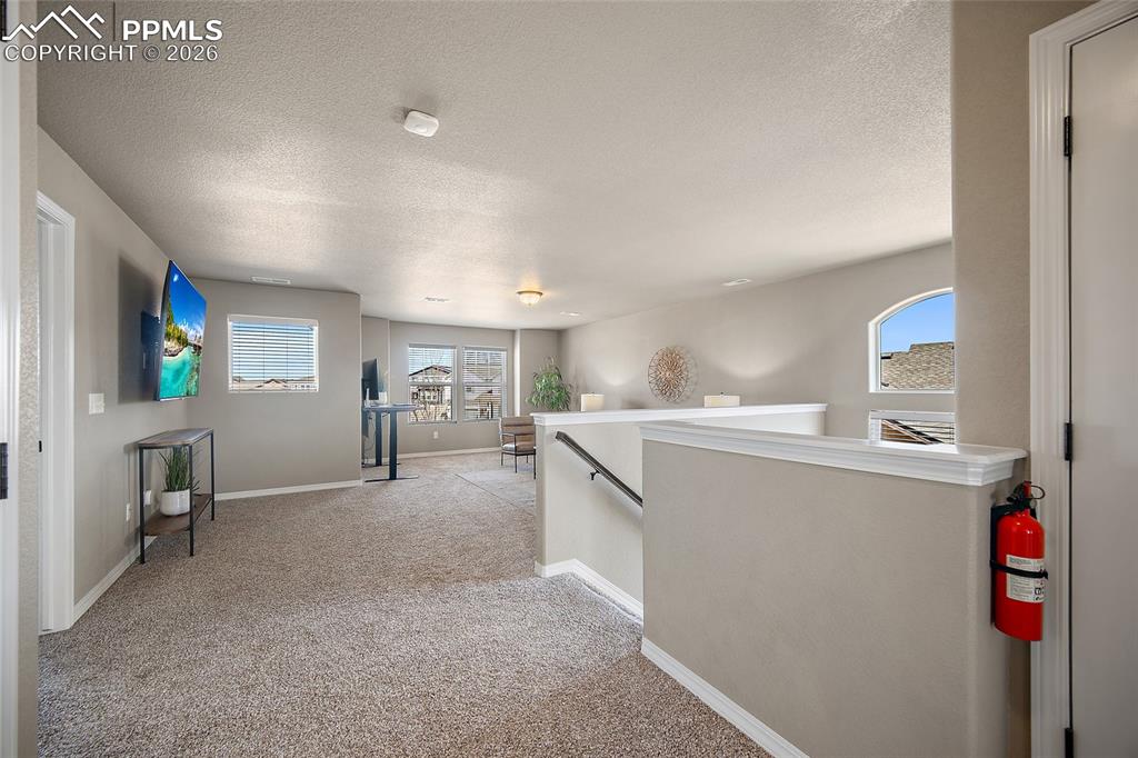 Image 24 of 50: Hallway