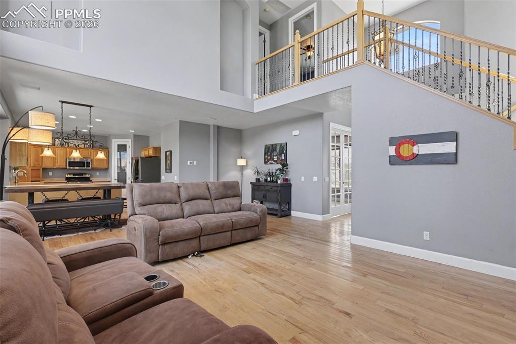 Image 8 of 45: Living Room