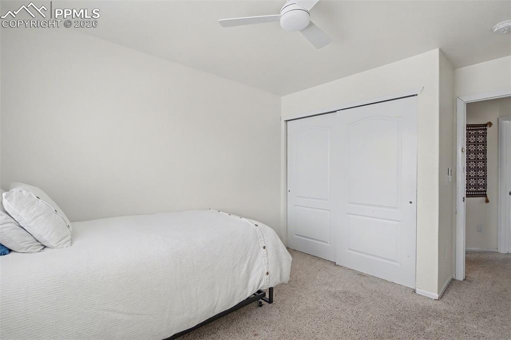 Image 23 of 34: Upstairs