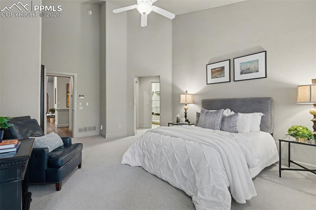 Image 23 of 49: Bedroom