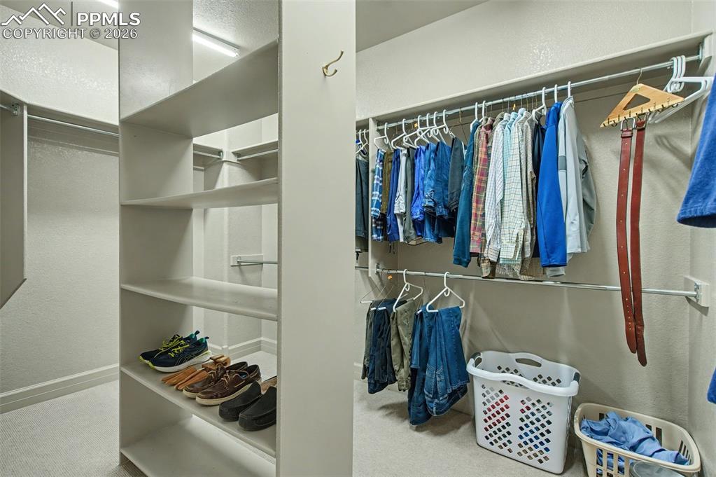 Image 26 of 49: Closet