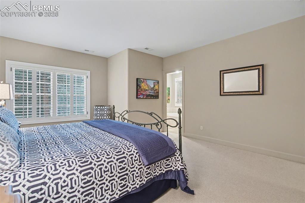 Image 37 of 49: Bedroom