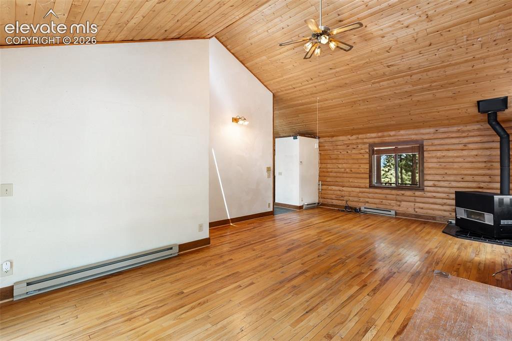 Image 7 of 48: Living Room
