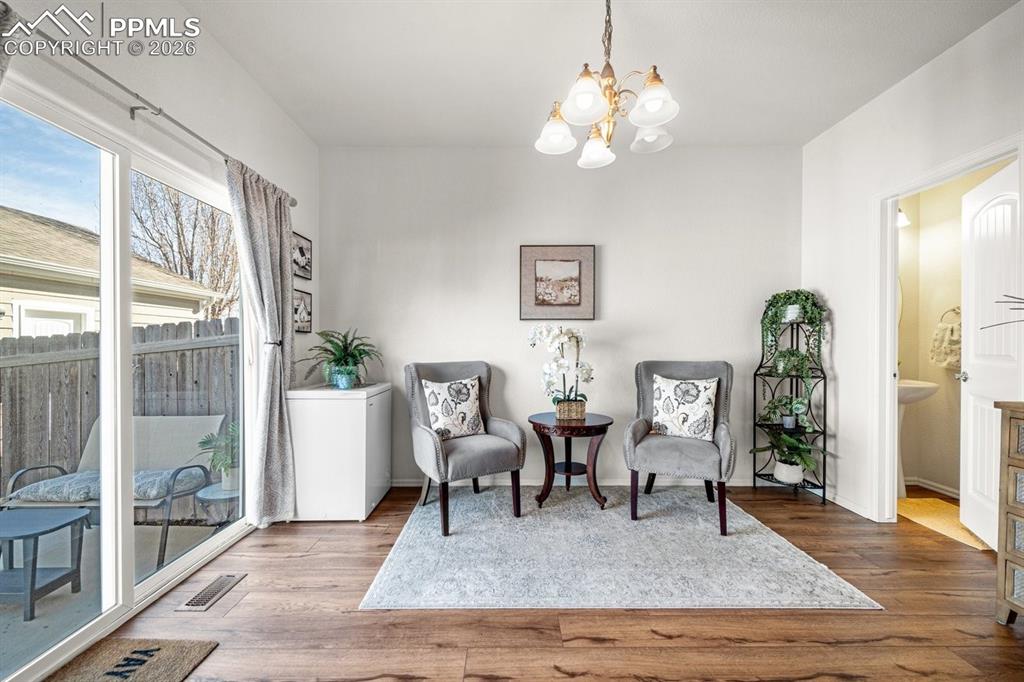 Image 11 of 42: Sitting Room