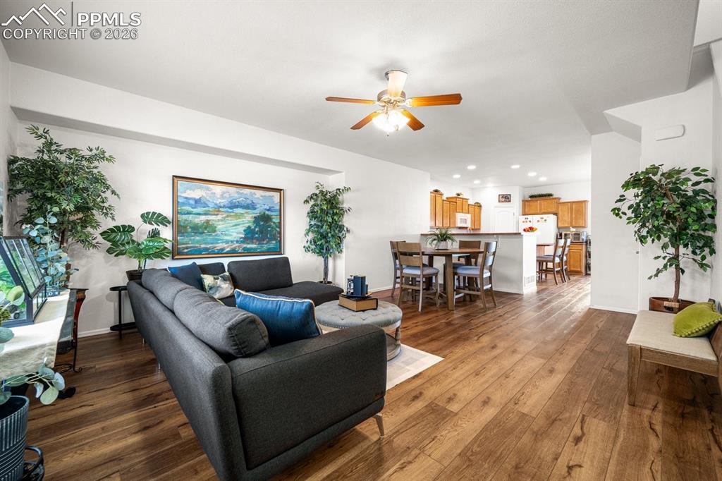 Image 4 of 42: Living Room