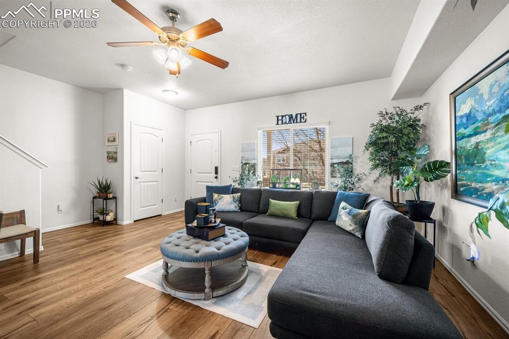 Image 5 of 42: Living Room