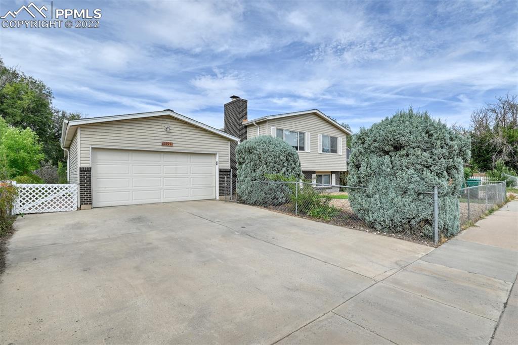 Listing 5046878, Image 2 of 50