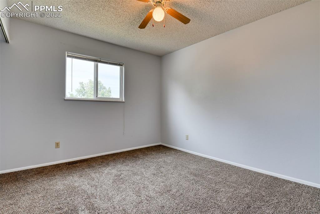 Listing 5046878, Image 22 of 50