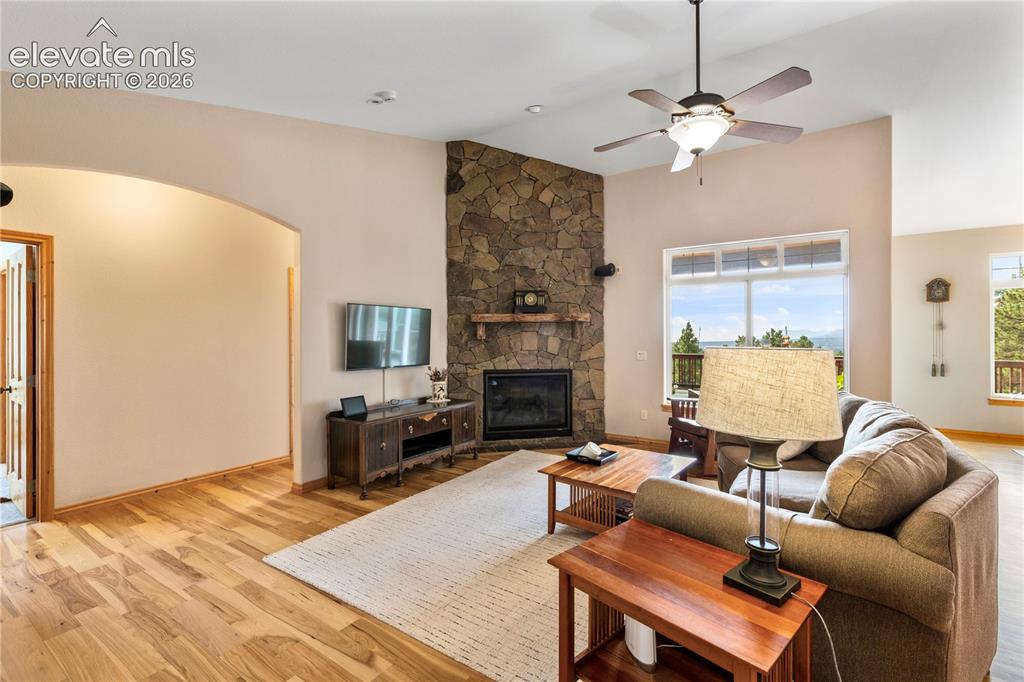 Image 4 of 48: Living Room