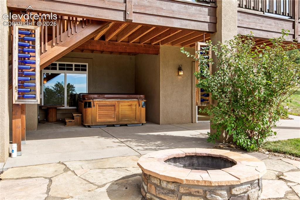 Image 46 of 48: Patio