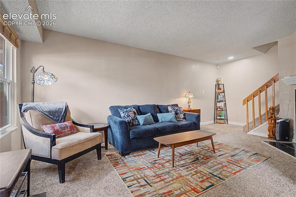 Image 7 of 30: Living Room