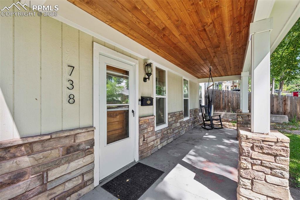 Image 2 of 28: Patio