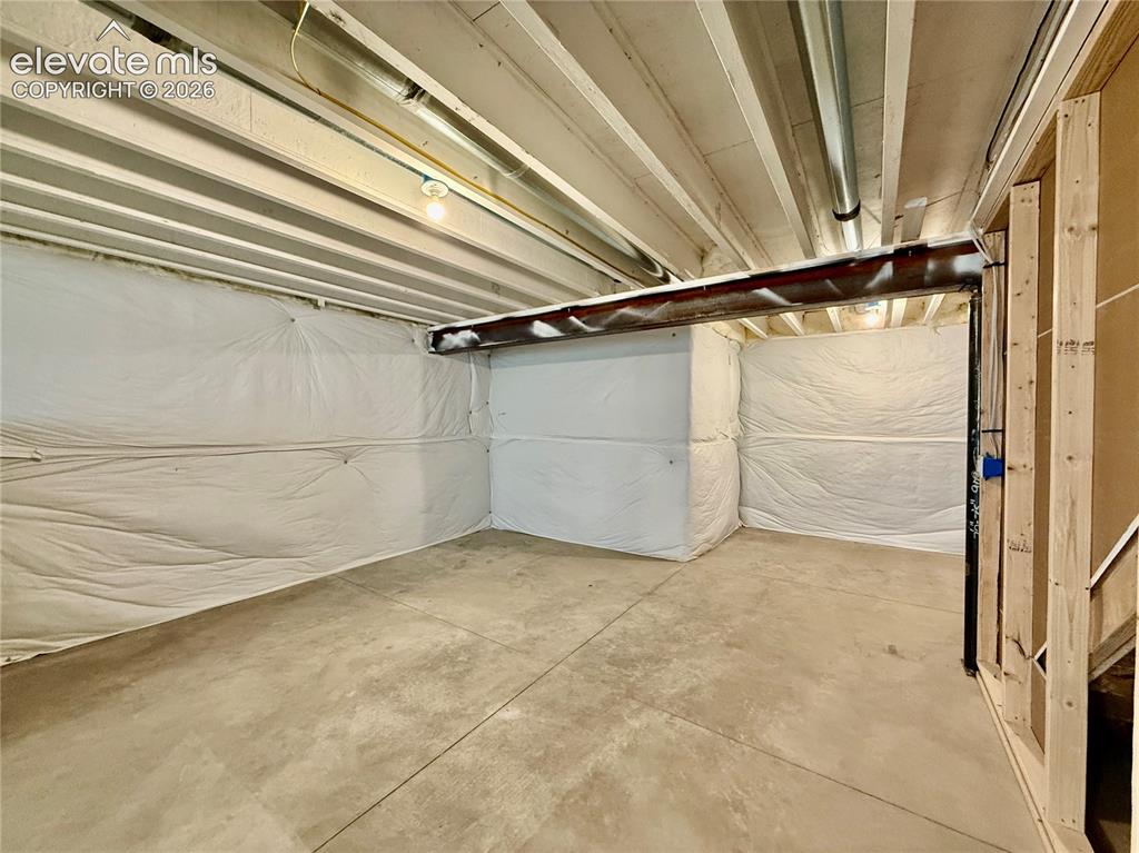 Image 17 of 19: Basement
