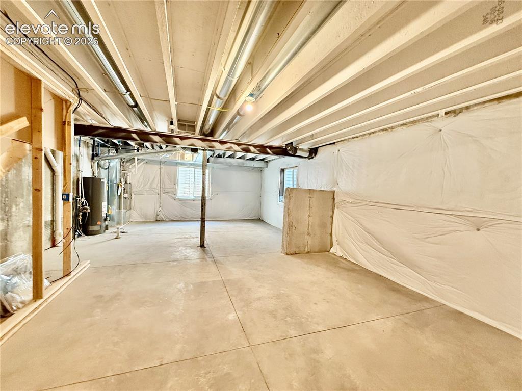 Image 18 of 19: Basement