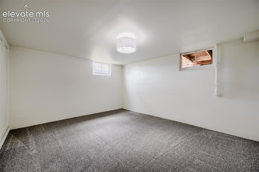 Image 28 of 41: Basement non-conforming bedroom