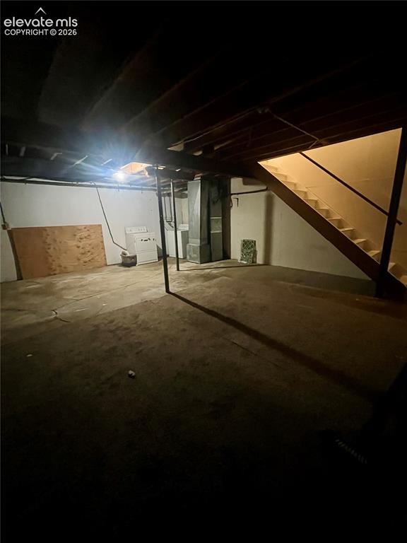 Image 24 of 27: laundry hookups in basement
