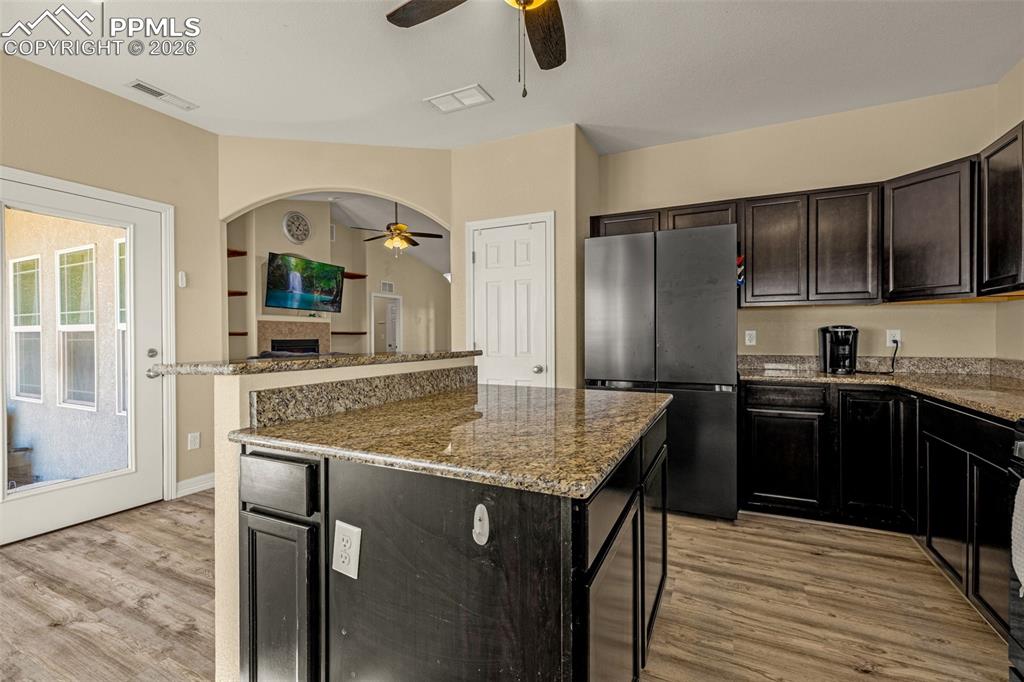 Image 13 of 38: Kitchen