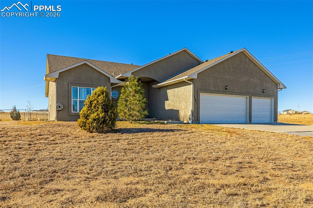 Image 2 of 38: Front of Structure