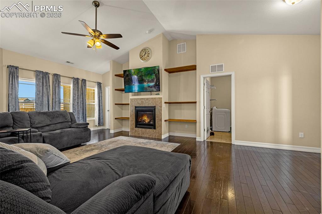 Image 6 of 38: Living Room