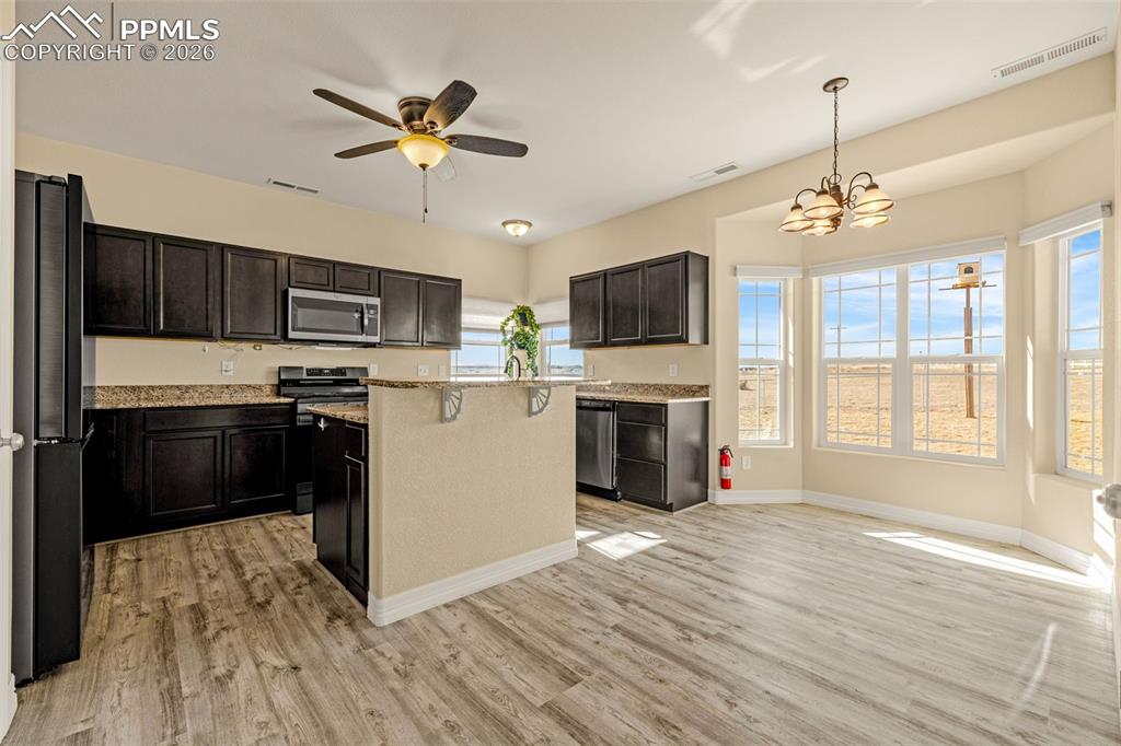 Image 9 of 38: Kitchen