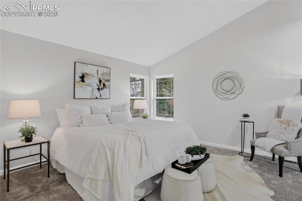 Image 12 of 24: Primary suite - upper level