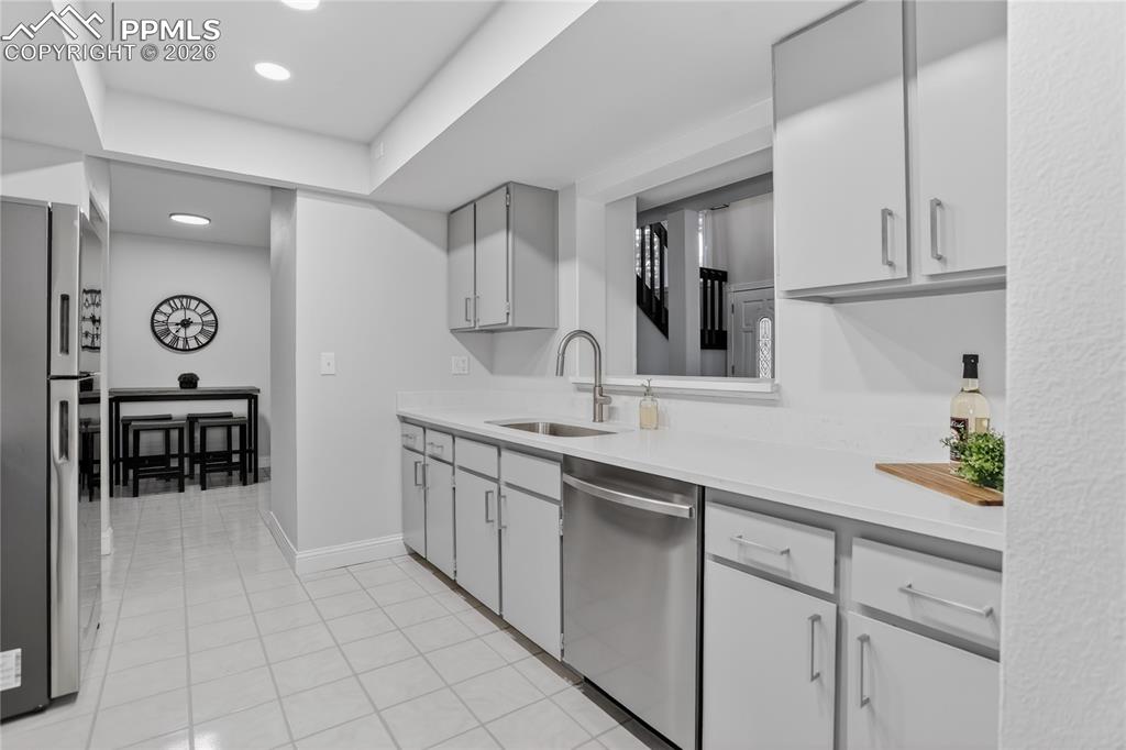 Image 6 of 24: Galley kitchen