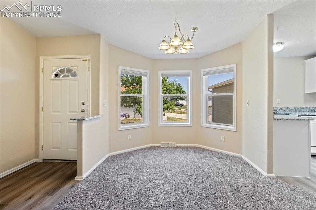 Image 6 of 37: Dining Room